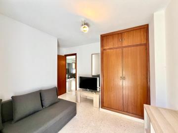 15-e65d437abef3cdae9b514eeeb695a8b9