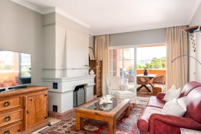 3-e898b2bb2a2fdfd06d2c39894dce8316