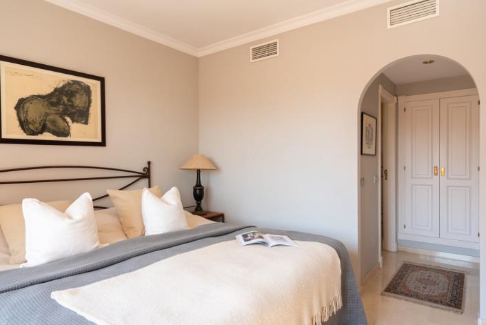 Image No.11-2 Bed Apartment for sale