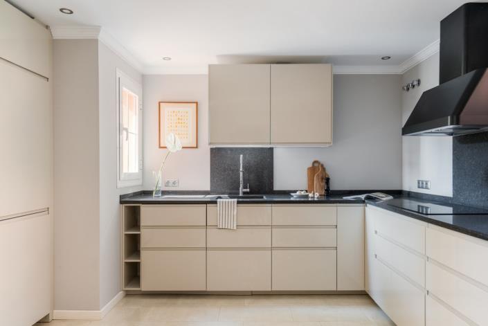 Image No.15-2 Bed Apartment for sale