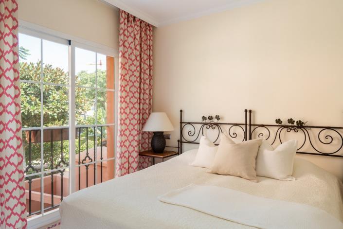 Image No.18-2 Bed Apartment for sale