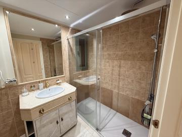 7-aa4cc561180b369757c0bb4af9886cd3