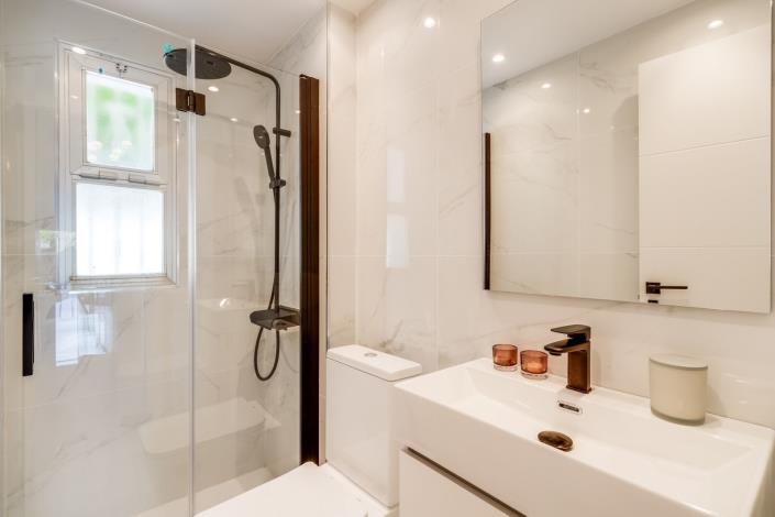 Image No.13-3 Bed Apartment for sale