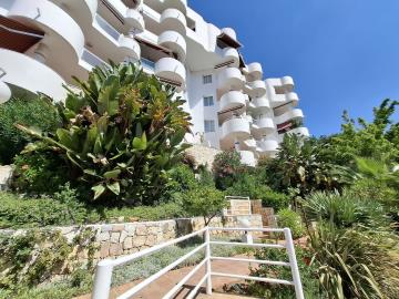 15-e65d437abef3cdae9b514eeeb695a8b9