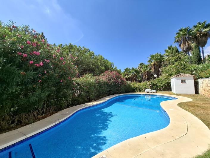 Image No.17-3 Bed Apartment for sale