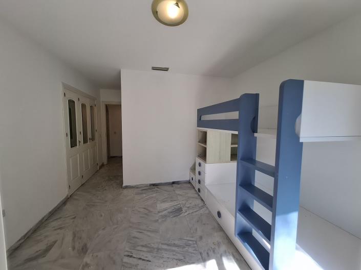 Image No.30-3 Bed Apartment for sale