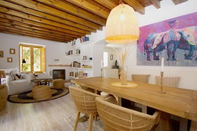 12-9d2414e6554ff283a7dbb3894364f2bd