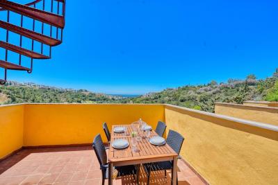 2-5bd7b9d04b45e33852eaf0ec6670150d