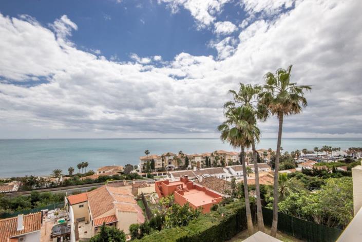 Image No.5-4 Bed Villa / Detached for sale