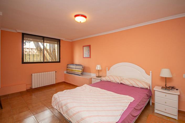 Image No.25-4 Bed Villa / Detached for sale