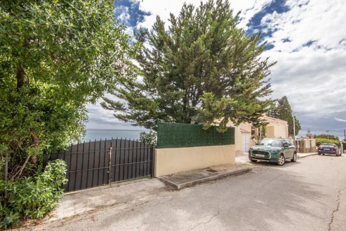 Image No.27-4 Bed Villa / Detached for sale