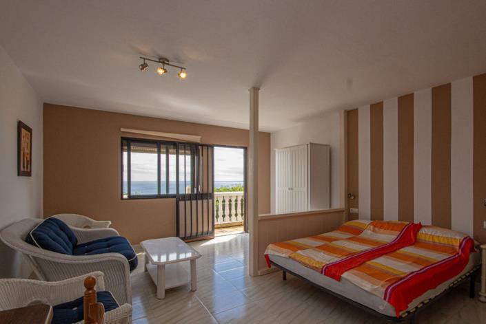 Image No.34-4 Bed Villa / Detached for sale