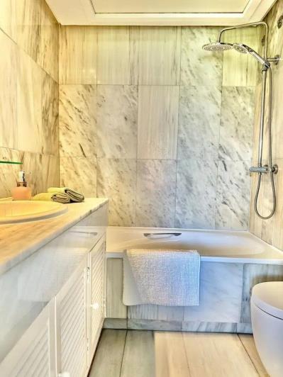 Image No.21-2 Bed Apartment for sale