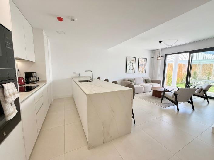 Image No.4-2 Bed Apartment for sale