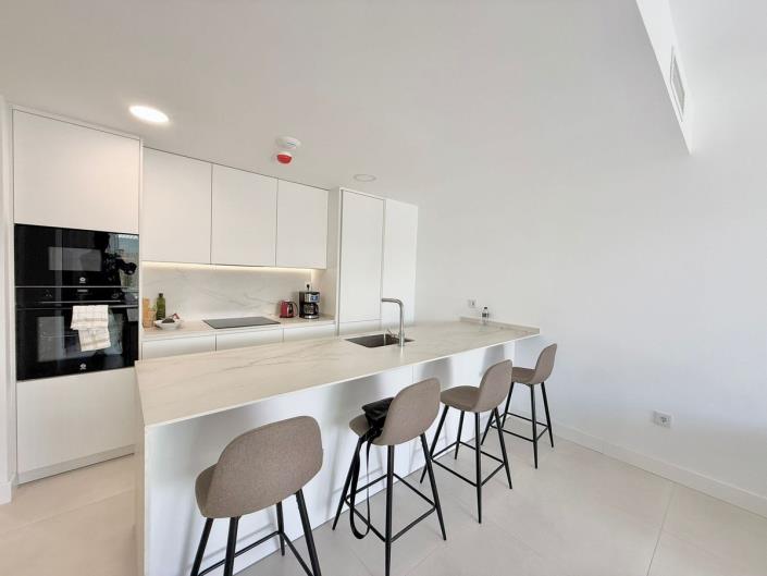 Image No.8-2 Bed Apartment for sale