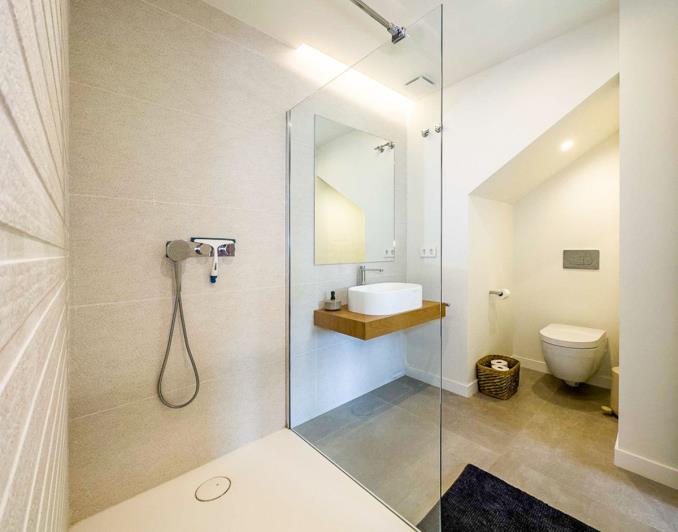 Image No.18-3 Bed Townhouse for sale