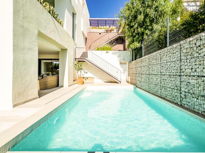 Image No.26-3 Bed Townhouse for sale