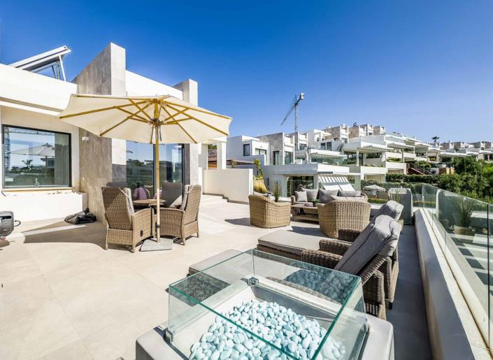 Image No.32-3 Bed Townhouse for sale