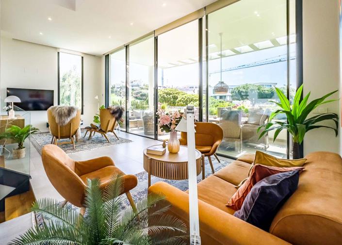 Image No.42-3 Bed Townhouse for sale