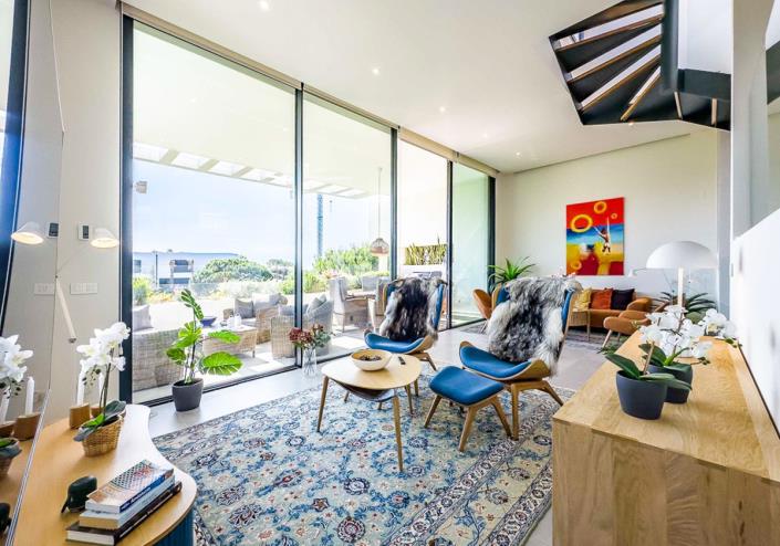 Image No.45-3 Bed Townhouse for sale