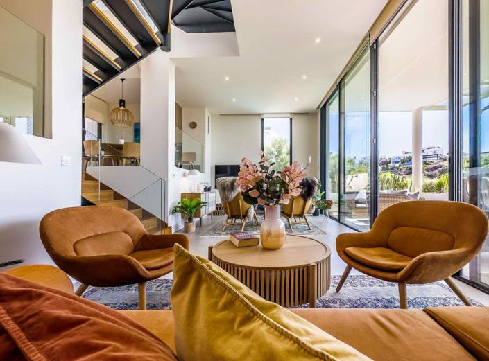 Image No.47-3 Bed Townhouse for sale