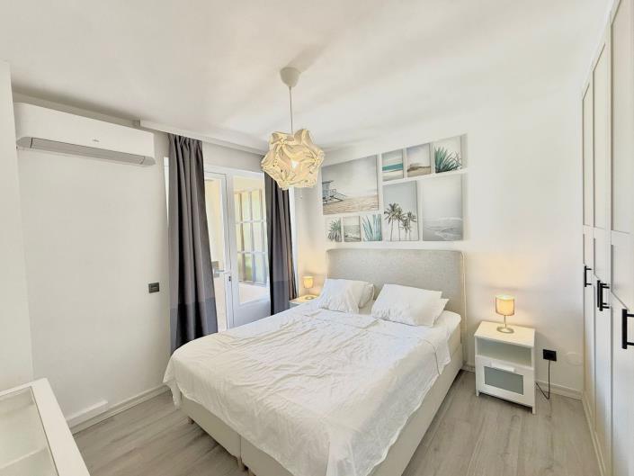 Image No.11-1 Bed Apartment for sale