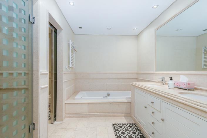 Image No.16-3 Bed Apartment for sale