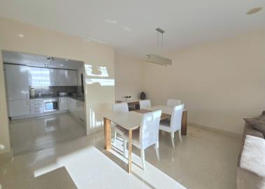 12-9d2414e6554ff283a7dbb3894364f2bd