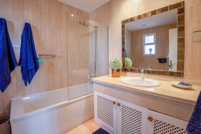 Image No.37-3 Bed Duplex for sale