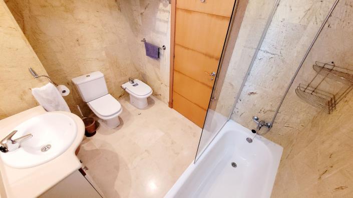 Image No.15-3 Bed Apartment for sale