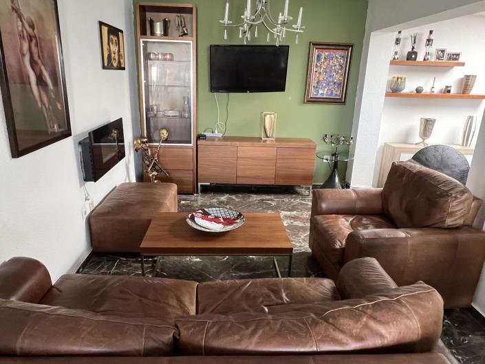 Image No.10-3 Bed Townhouse for sale