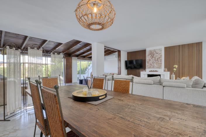 Image No.9-4 Bed Semi-Detached for sale