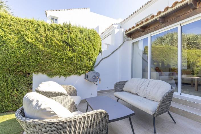 Image No.31-4 Bed Semi-Detached for sale