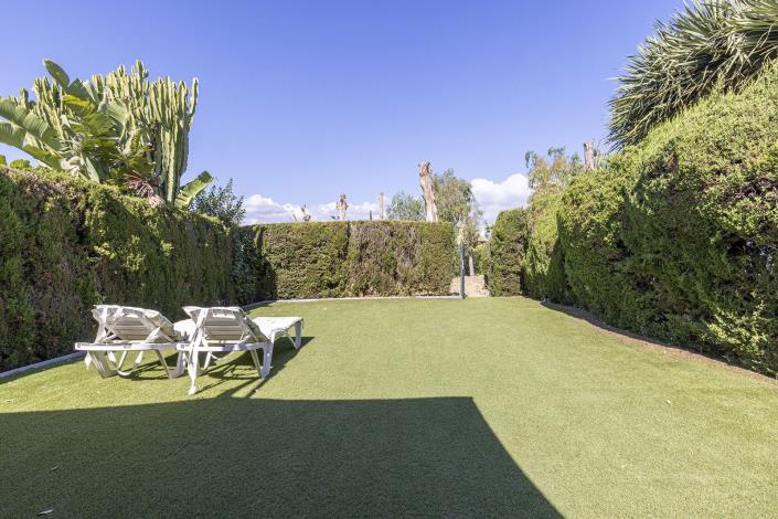 Image No.32-4 Bed Semi-Detached for sale