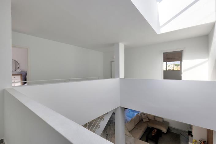 Image No.37-4 Bed Semi-Detached for sale