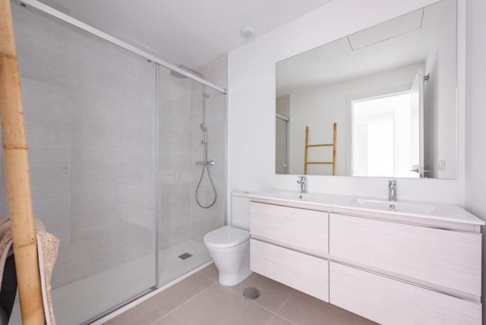 Image No.14-2 Bed Apartment for sale