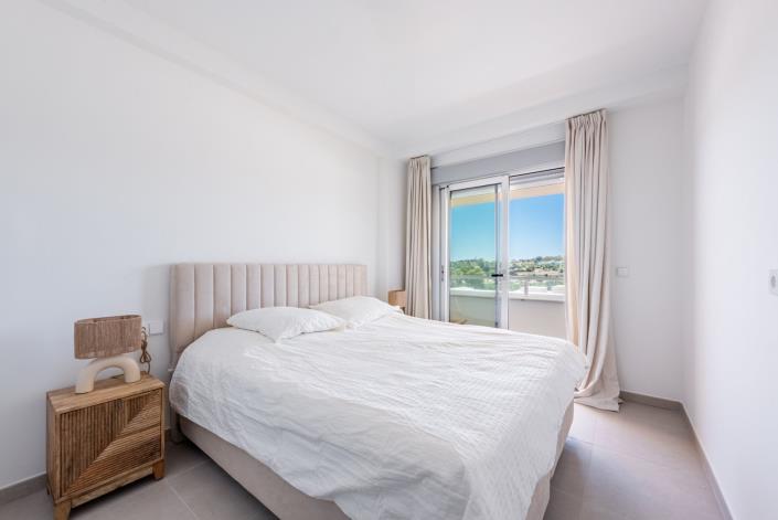 Image No.16-2 Bed Apartment for sale