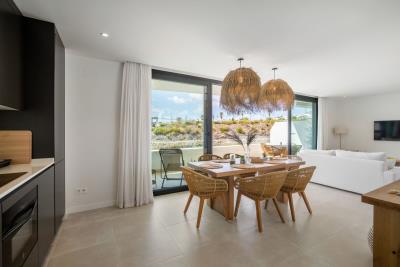 6-fa543ff60f4e104718a0562ed3ccbf30