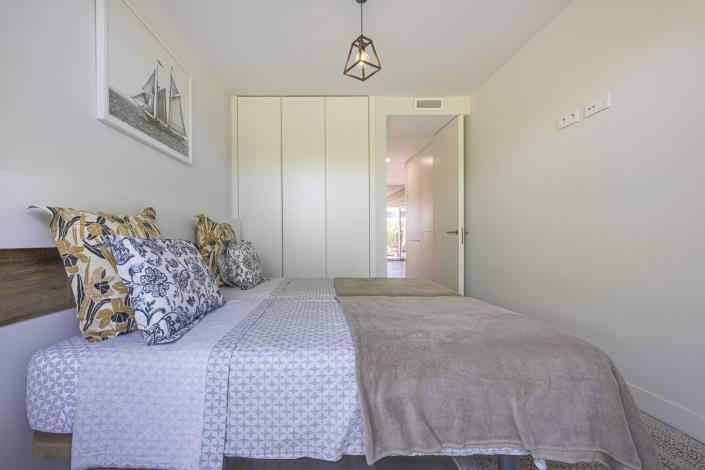 Image No.15-2 Bed Apartment for sale