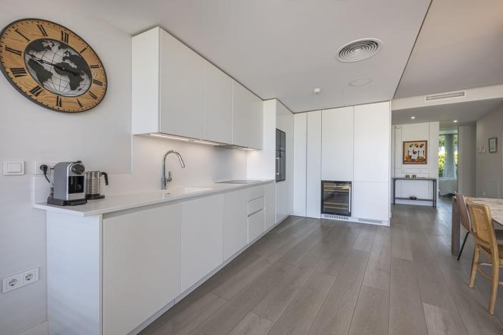 Image No.23-2 Bed Apartment for sale