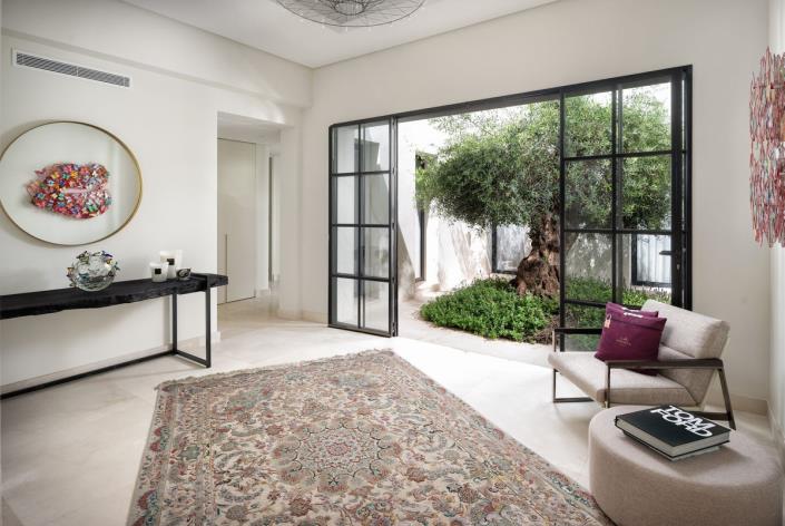 Image No.7-5 Bed House/Villa for sale