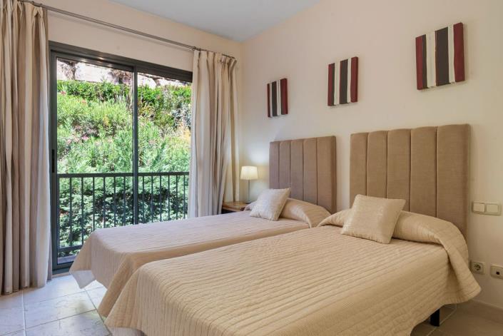 Image No.22-2 Bed Apartment for sale