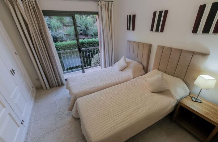 Image No.23-2 Bed Apartment for sale