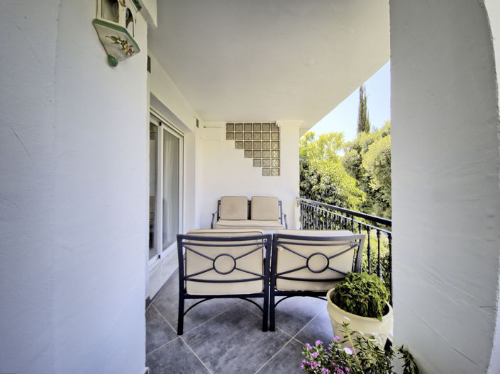 Image No.29-6 Bed Townhouse for sale