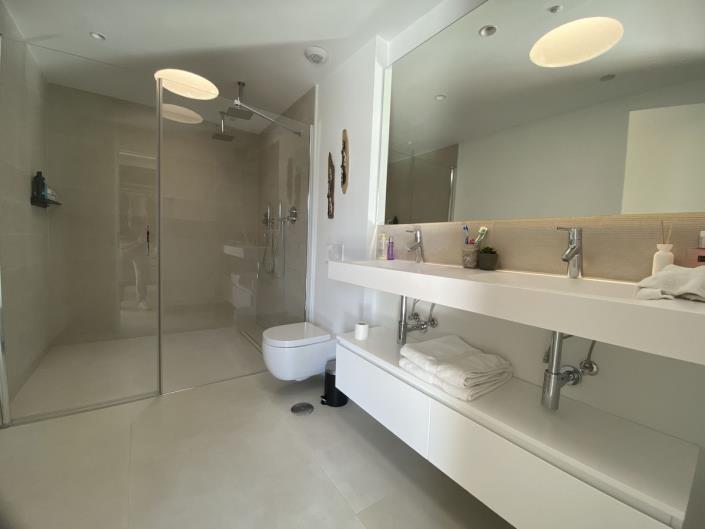 Image No.19-3 Bed Penthouse for sale