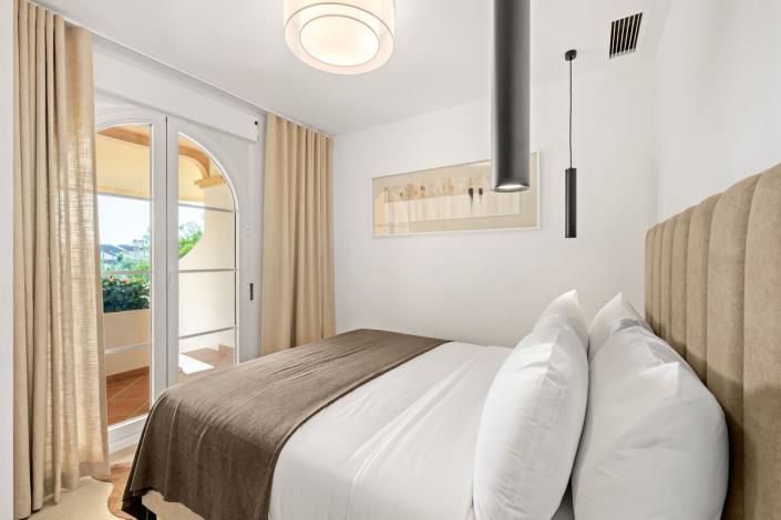 Image No.15-3 Bed Apartment for sale