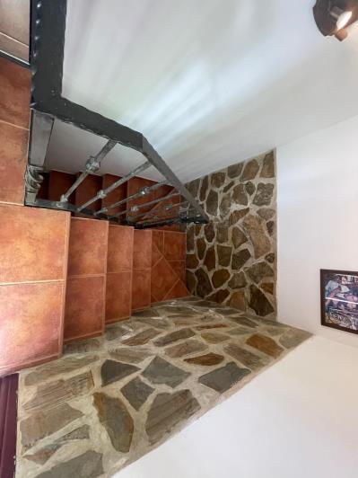 Image No.10-1 Bed Villa / Detached for sale