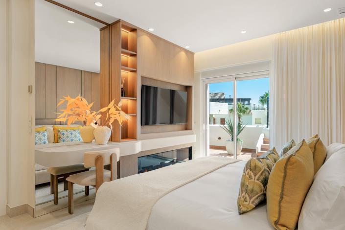 Image No.4-3 Bed Duplex for sale