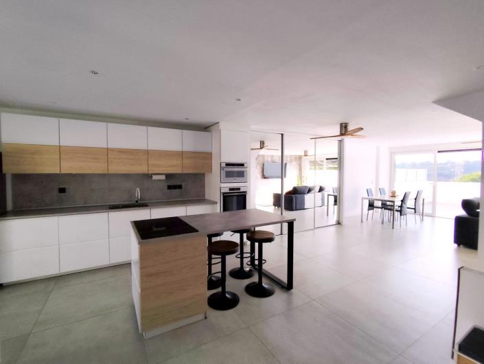 Image No.4-5 Bed Townhouse for sale