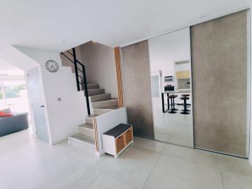 8-e64a9055bba3e77ac8aca3b893cdf826